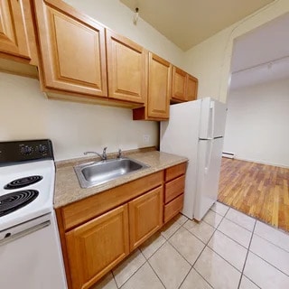 Photo - Flats on Comm