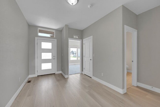 Photo - $2,425 - 3 beds, 2 baths, Updated home in ...