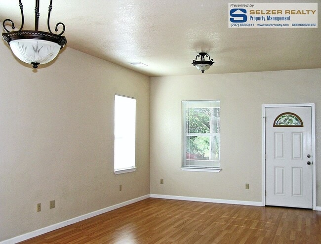 Photo - Roomy 3 bd. Westside home w/ great curb appeal!
