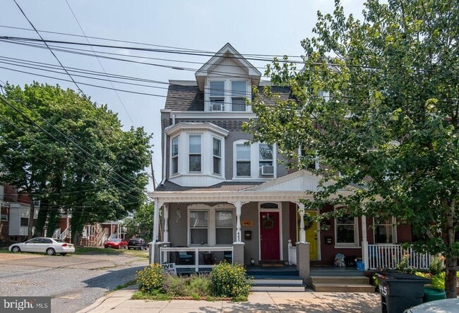 Building Photo - 445 Nevin St Rental
