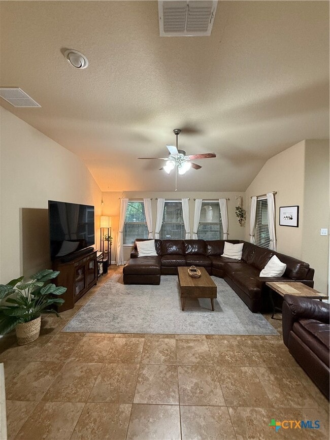 Photo - 3161 Birch Bend