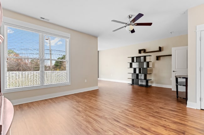 Photo - 9905 Bay Ct Ln