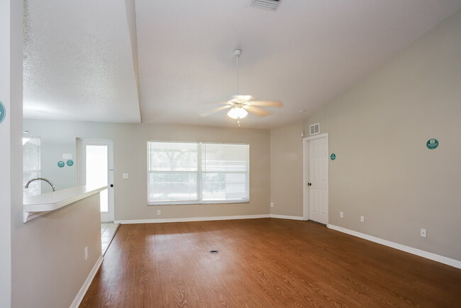 Photo - 11843 Dunster Ln