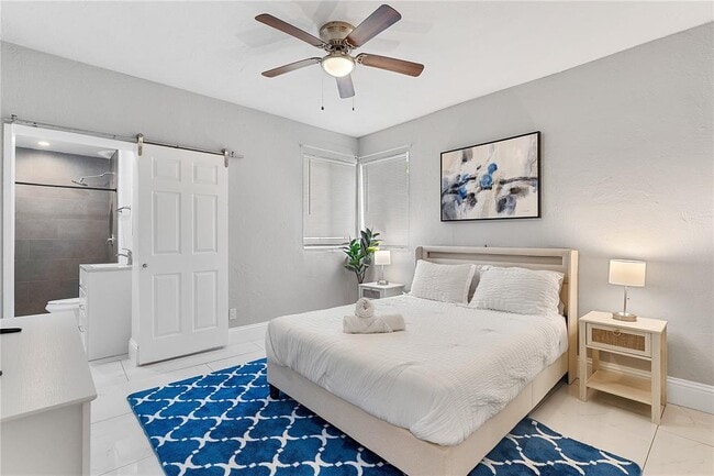 Photo - 2227 Cody St