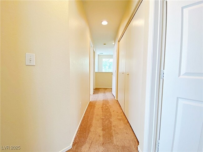 Building Photo - 4074 Sparrow Rock St