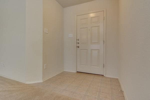 Photo - 621 Woodpecker Ln
