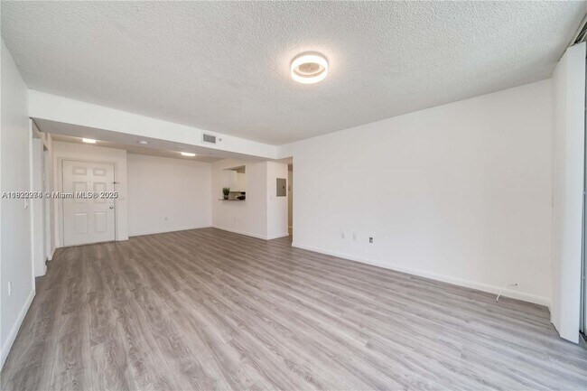 Photo - 2711 Ocean Club Blvd Unit 207