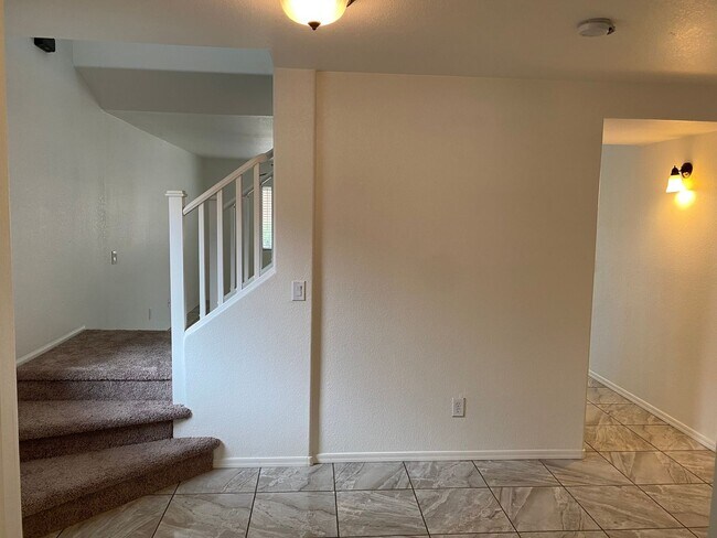 4150 E Azurite Rd