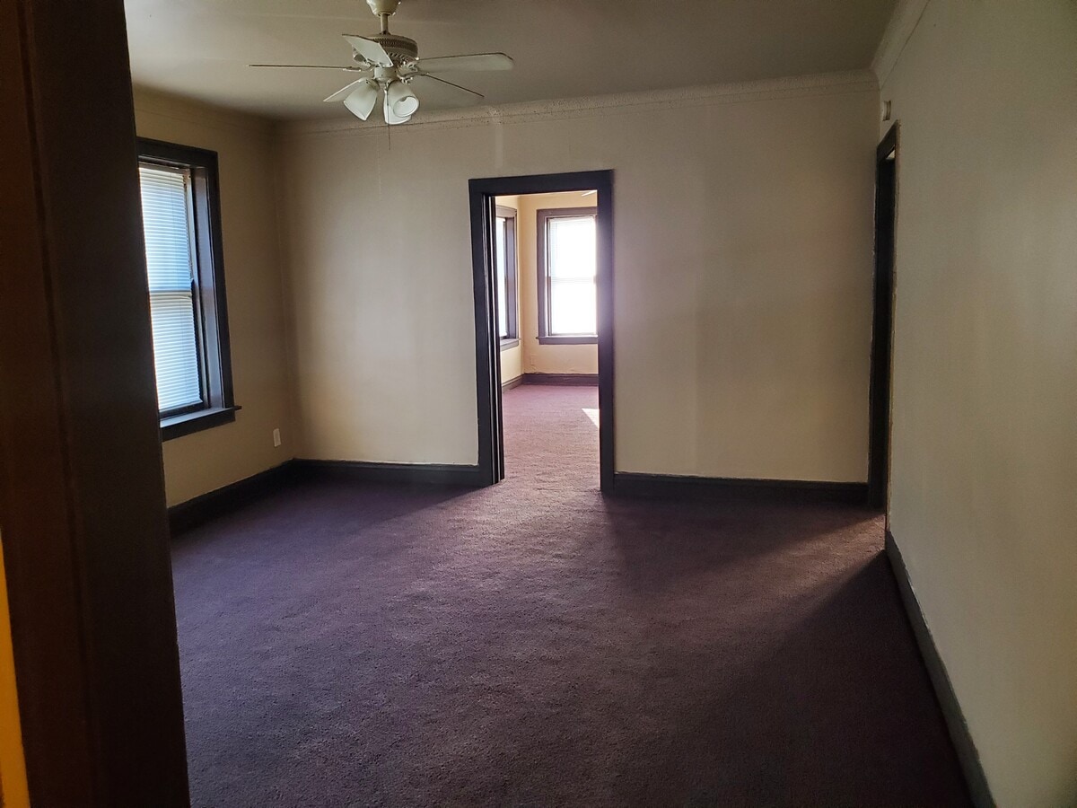 Photo - 1016 W 70th St Unit #1W