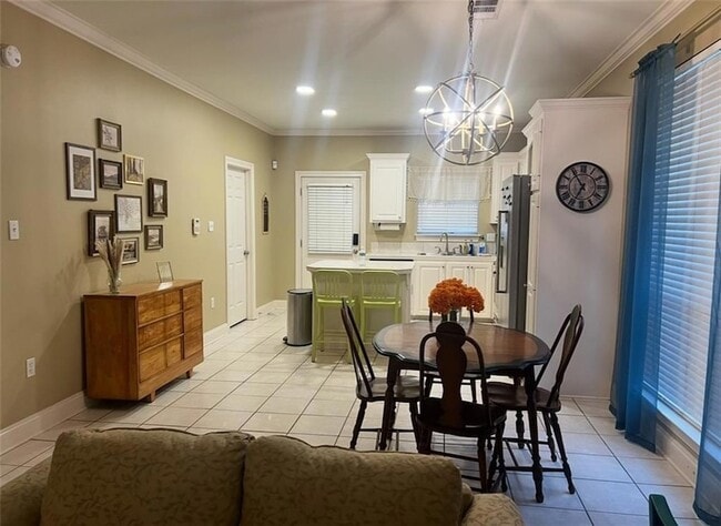 Photo - 5668 Ducros Dr