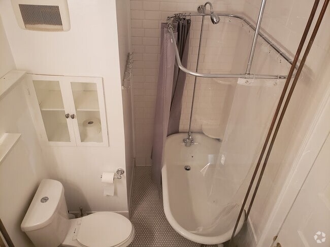 Building Photo - 343 E 19th St Unit #3B Rental