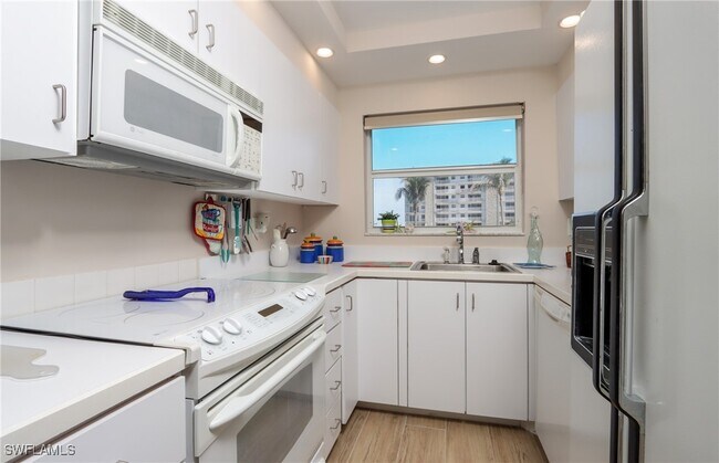 Photo - 25750 Hickory Blvd Unit 258