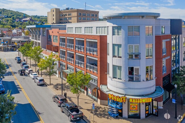 The Flats at SouthSide Works