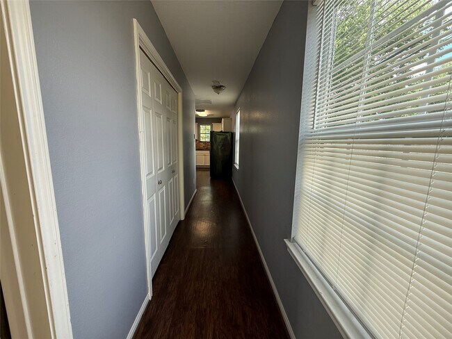 Photo - 2308 Auburndale St Unidad 5