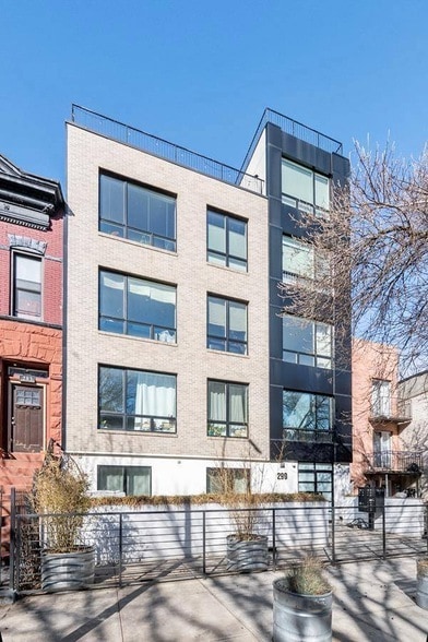 Photo - 299 Van Buren St Unit 2C