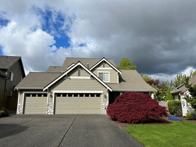 Sky Island Home in Bonney Lake - Sky Island Home in Bonney Lake