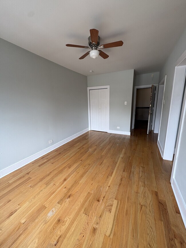 Photo - 1154 N Dearborn St Apartamentos