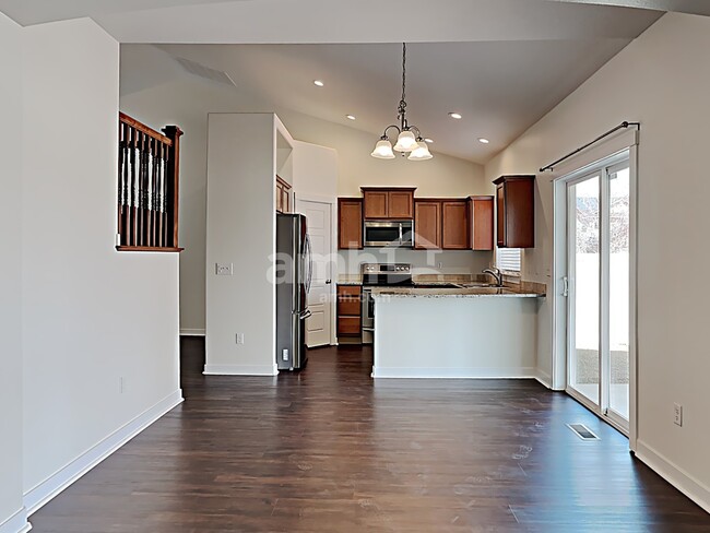 Photo - 6050 N Seacliff Ave