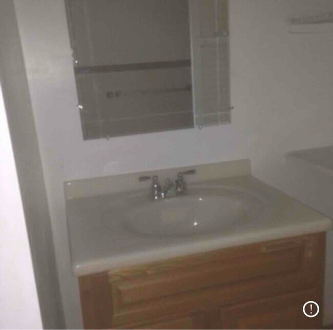 Photo - 228 E Main St Unit 3