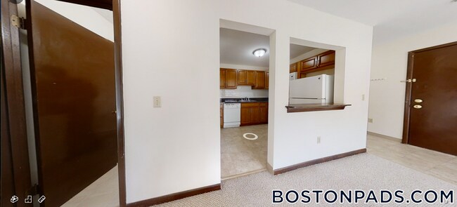 384 Sunderland Rd Unidad 28