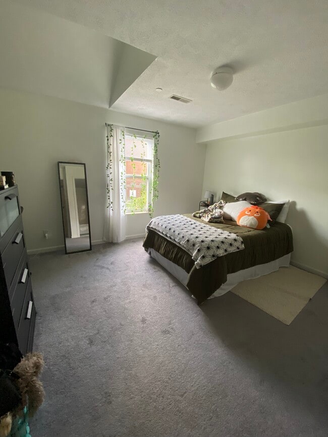 Unit D 2nd Bedroom W/ Private Bathroom