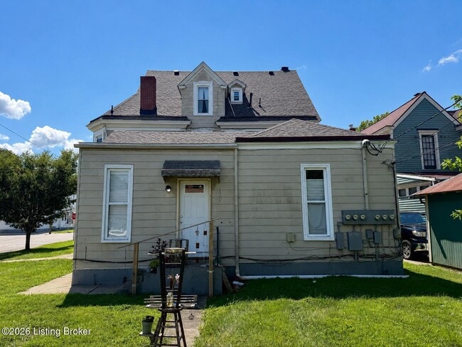 Photo - 1847 E Oak St Unit 4