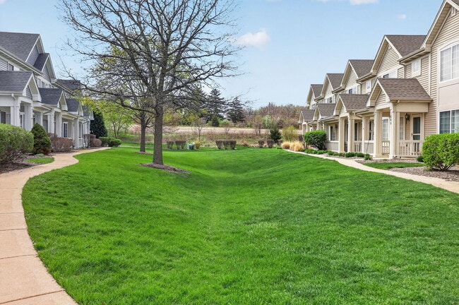 Photo - 644 Lincoln Station Dr