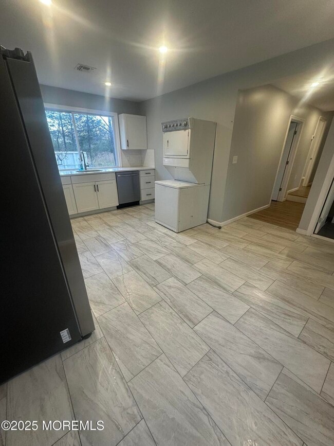 Photo - 240 Perrineville Rd