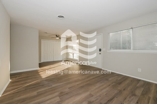 256 Melvin Ave