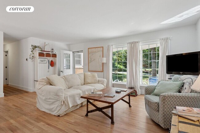 Photo - 27 Water Hole Rd