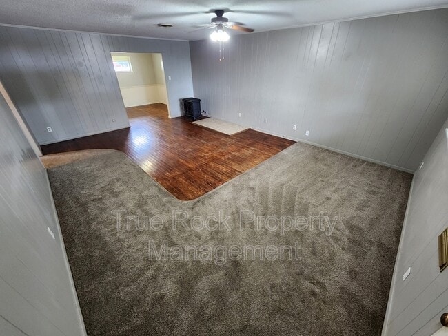 Photo - 1201 S High School St