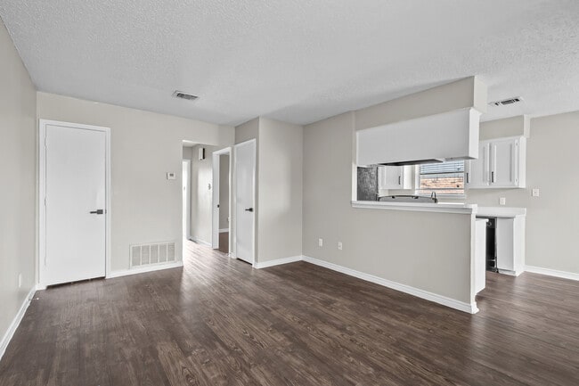 Photo - Kings Landing Apartamentos