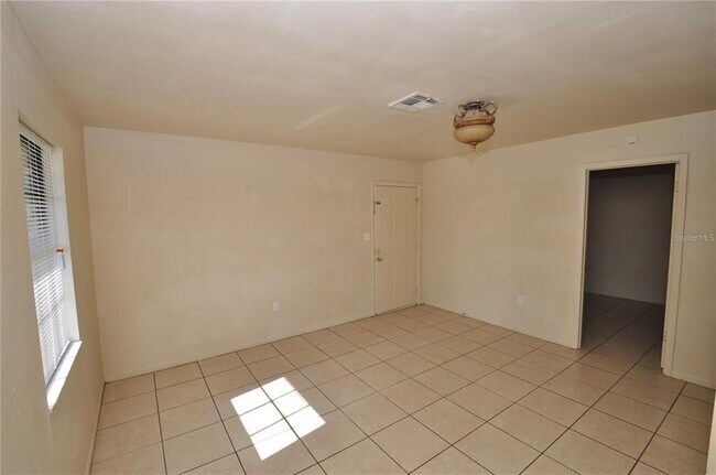 Photo - 131 Denton Ave