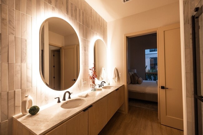Canopy A3 Bathroom