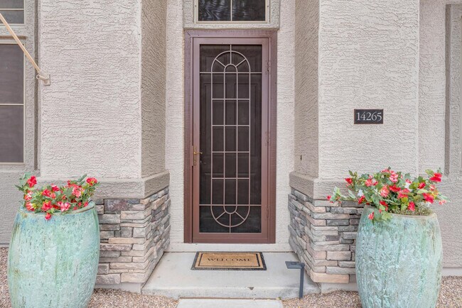 14265 W Lexington Ave
