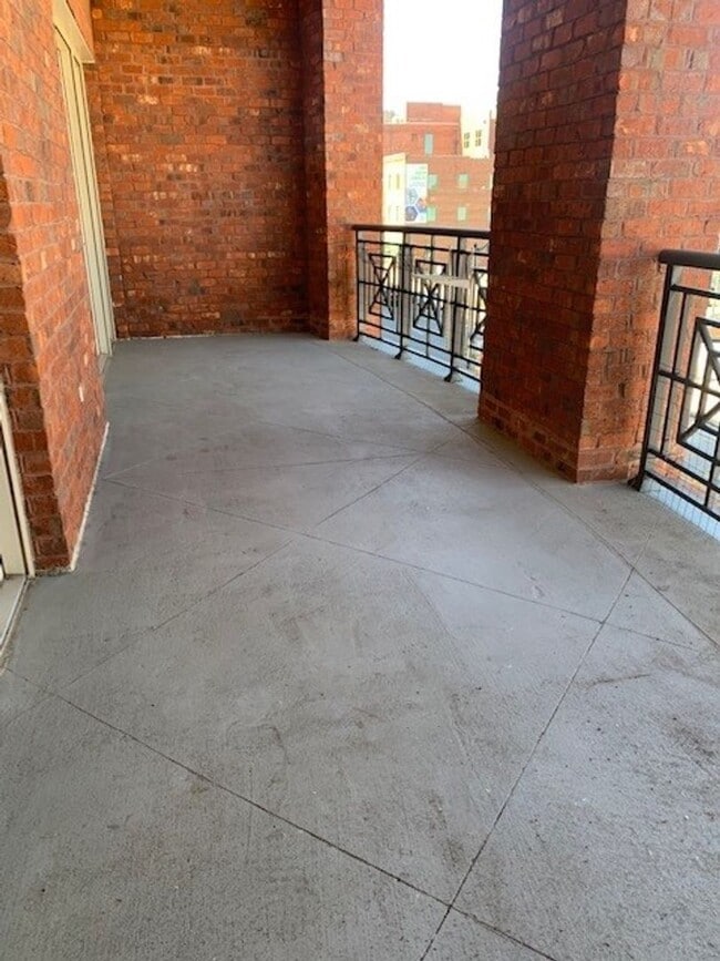 Photo - 113-209 N Church Street Unidad 113-209 N Church St