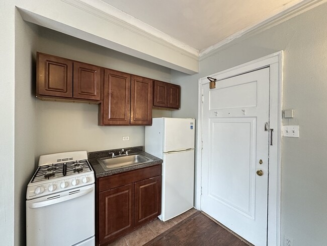 Photo - 4532 N Damen Ave Unit J09P