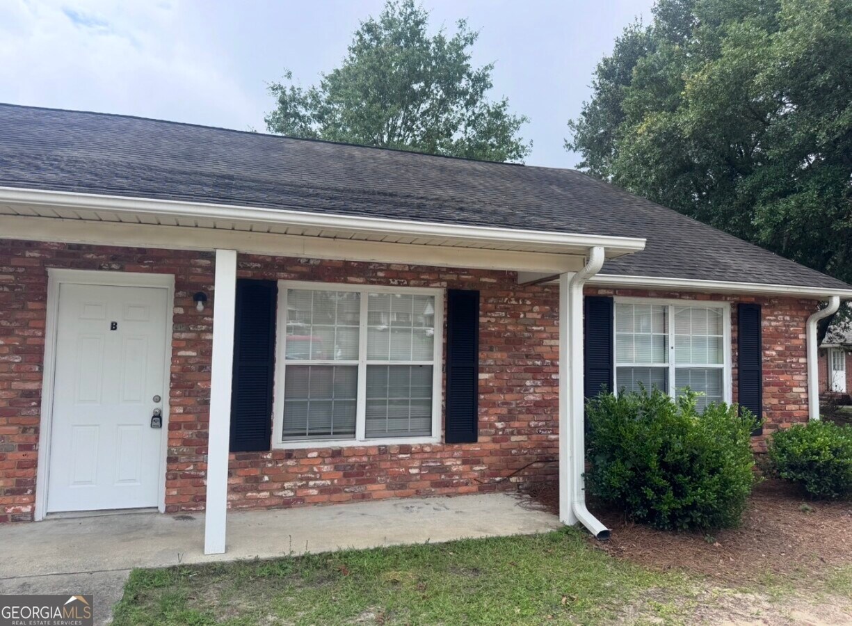 Photo - 509 Hillside Dr