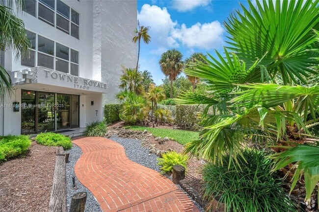 Building Photo - 17800 Atlantic Blvd Unit 303 Rental