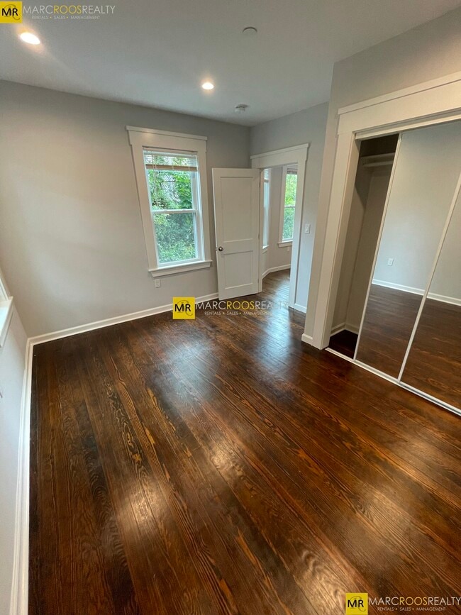 Photo - 33 Raymond Ave Unit 2