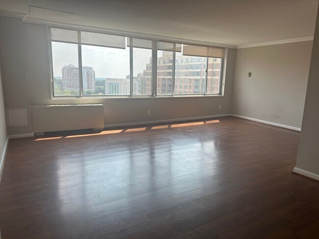 Photo - 1 Bedroom 2 bath Condo Pike and Rose