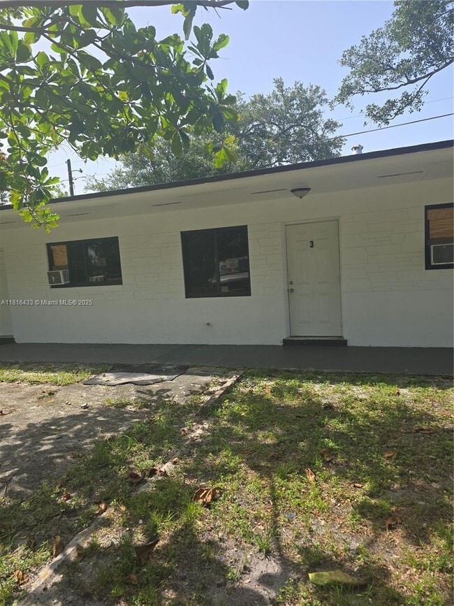 Photo - 14746 NE 6th Ave Apartment Unit 3