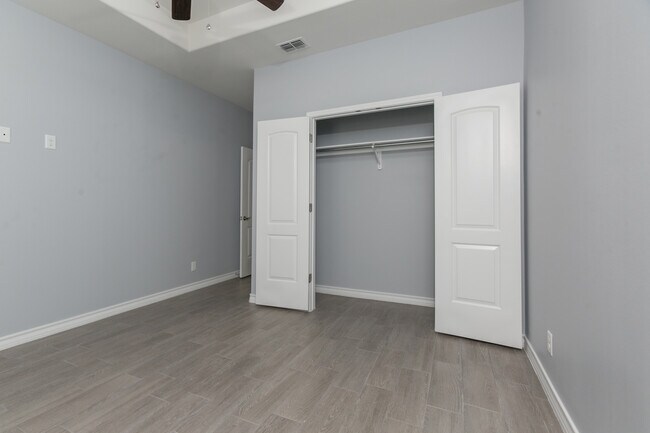 Photo - Regency on 18th