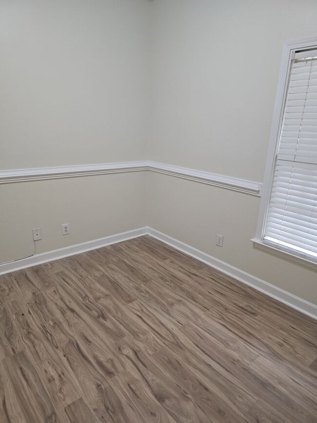 Photo - Residential Home Located in Vermillion wit...