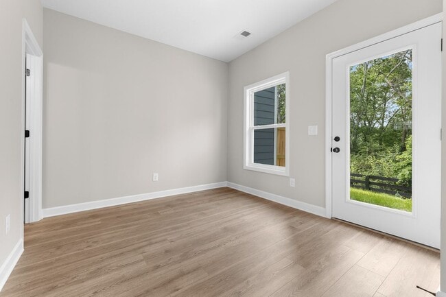 Photo - 217 Holywell Dr