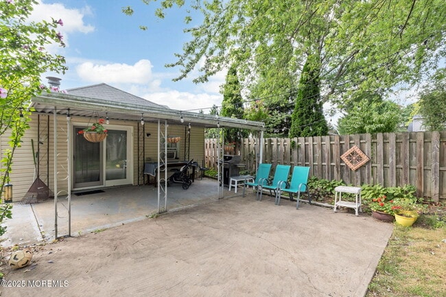 Photo - 301 Norwood Ave Unit 3