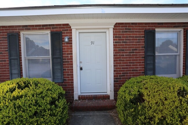 Building Photo - 2 Bedroom at Stadium Walk