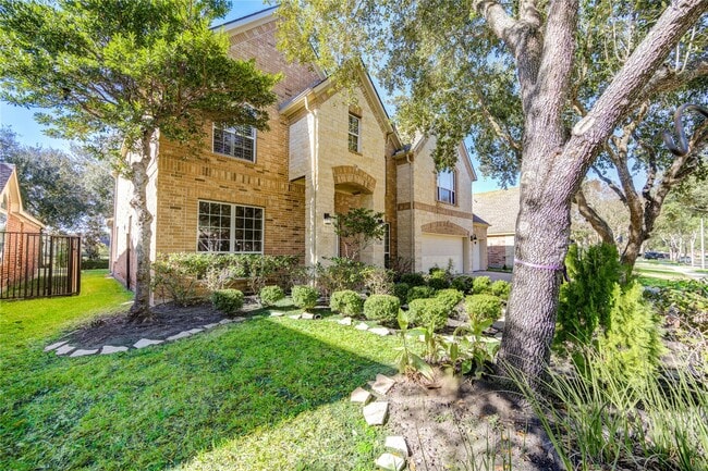 Photo - 9230 Hernshead Ln