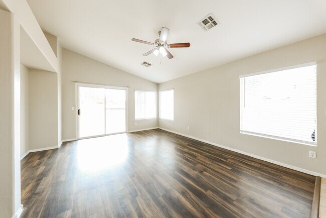 Photo - 14601 N 154th Ave