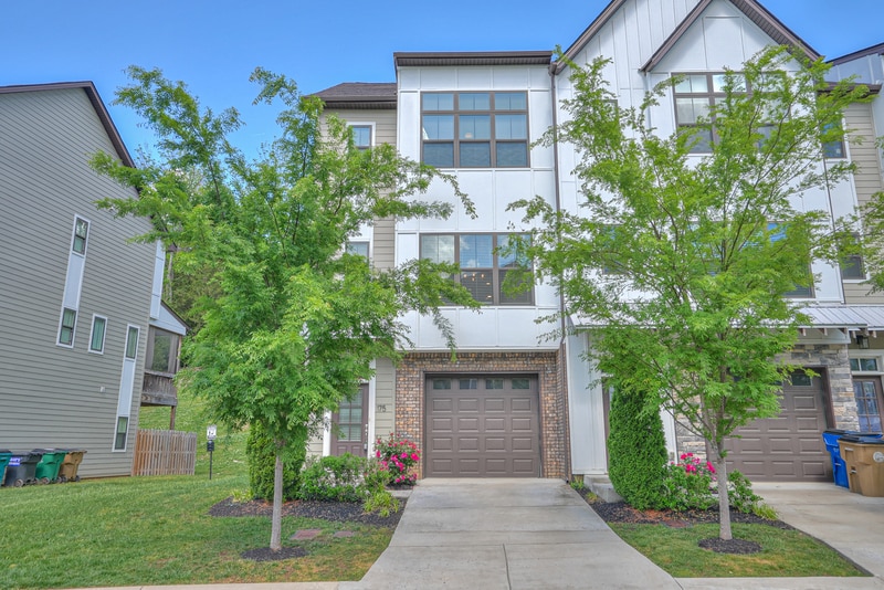 Photo - 175 Stonecrest Drive - -